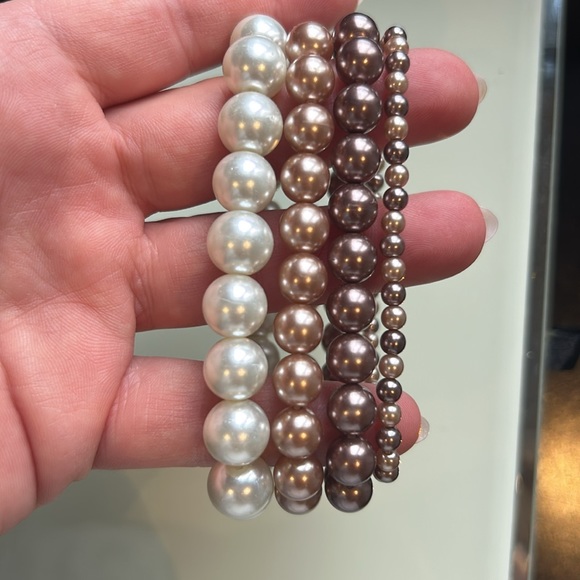 Set a 4 stackable, imitation, pearl bracelets. Fashion jewelry. Layer bracelet - Picture 2 of 4